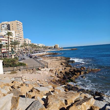 Playa De Los Naufragos Cozy Apartment With Pool تورّيفيِخا المظهر الخارجي الصورة